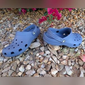 Crocs Classic Clogs Unisex Blue Slip-On Sandals Like New WOMEN'S 9 / MEN'S 7